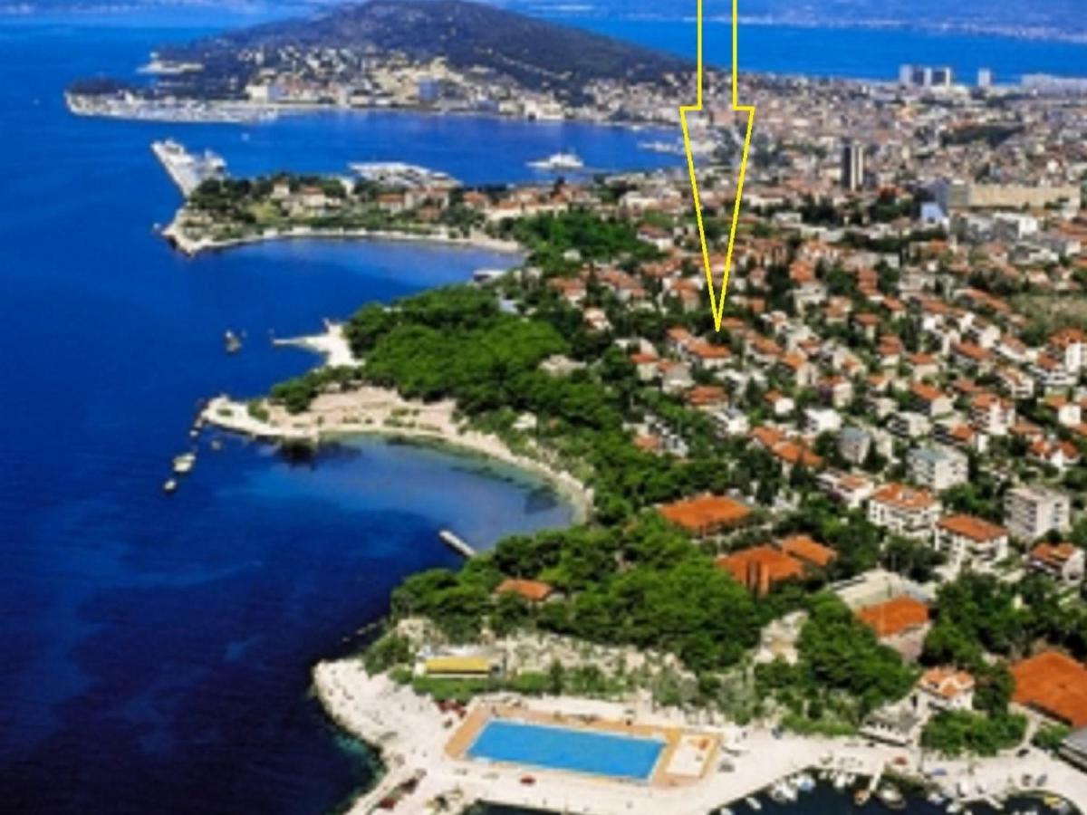 Holiday Home Aspalathos - With Free Parking, Near The Beach, A Few Minutes' Walking Distance To The Unesco Palace สปลิท ภายนอก รูปภาพ
