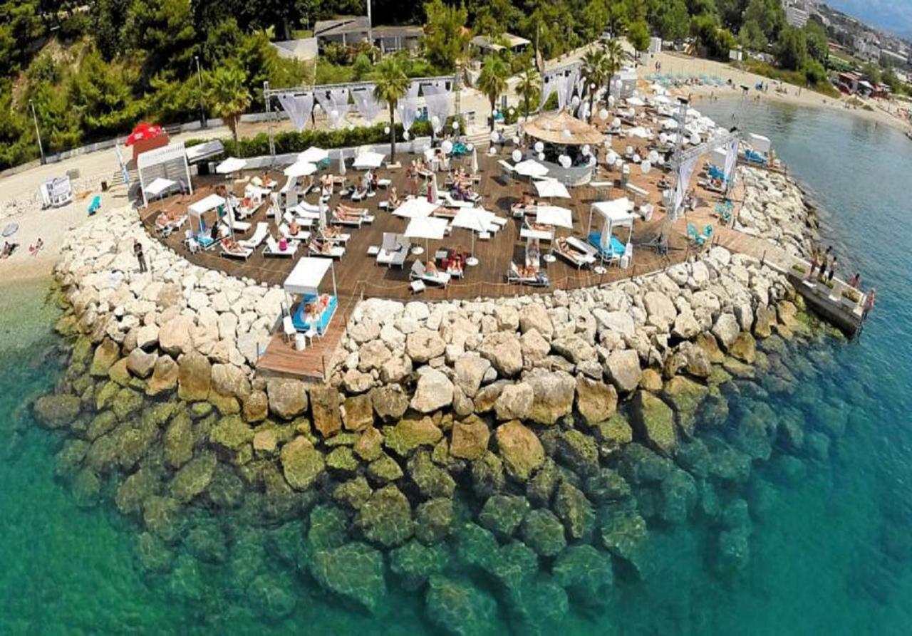 Holiday Home Aspalathos - With Free Parking, Near The Beach, A Few Minutes' Walking Distance To The Unesco Palace สปลิท ภายนอก รูปภาพ