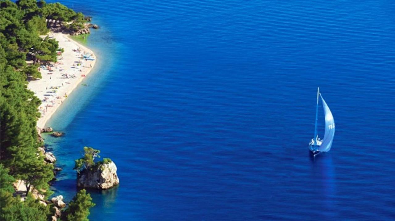 Holiday Home Aspalathos - With Free Parking, Near The Beach, A Few Minutes' Walking Distance To The Unesco Palace สปลิท ภายนอก รูปภาพ